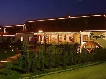 Carpatia Отель Братислава